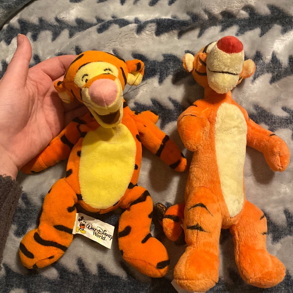 Tigger stuffed animals 2 in one.
